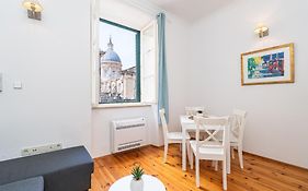 Kenova Apartments Old Town
